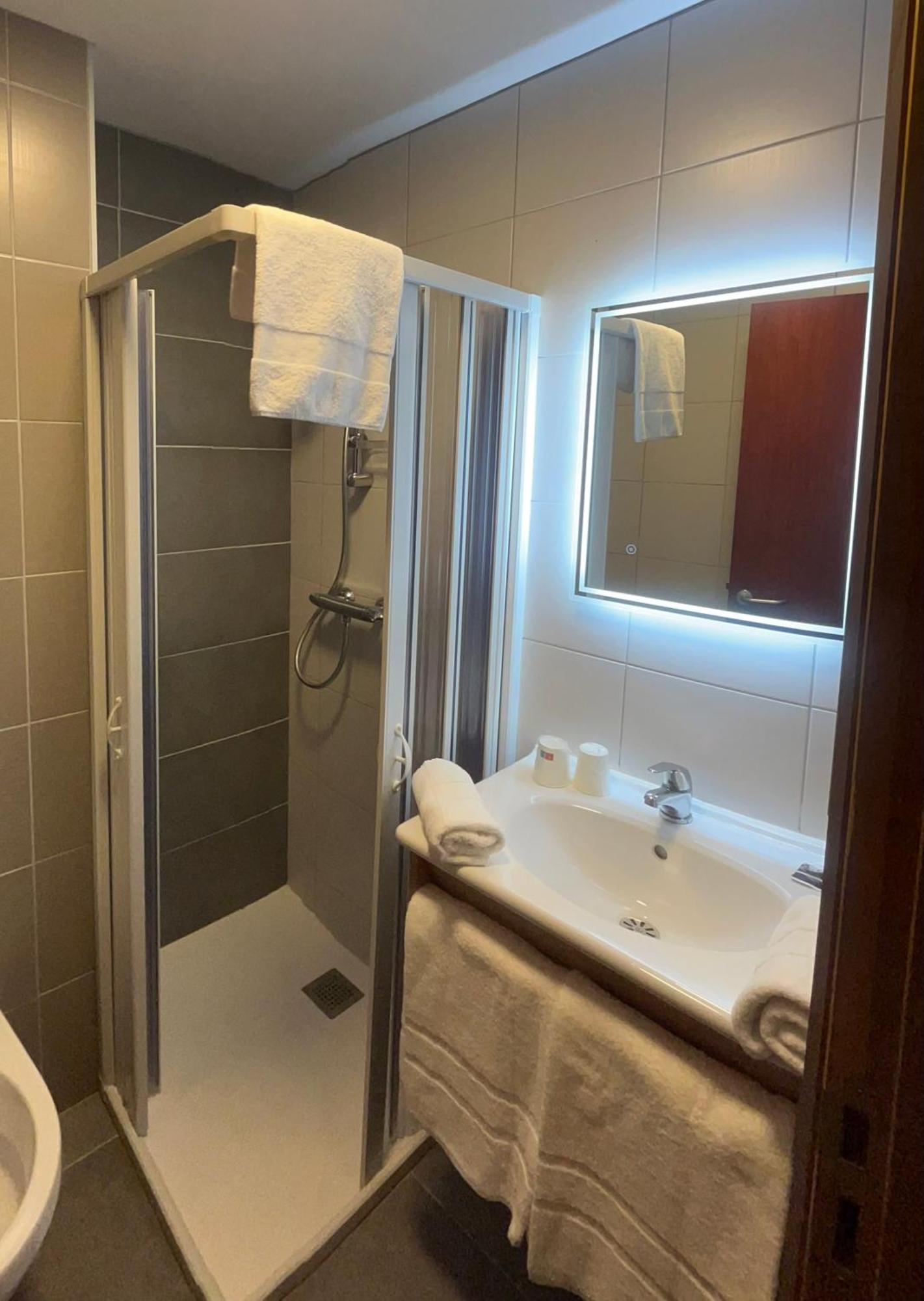 Au Petit Quinquin Hotel Ceaux Ngoại thất bức ảnh